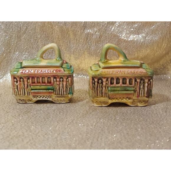 San Francisco Cable Cars Salt Pepper Shaker Set SNCO Imports Japan Souvenir - Picture 3 of 8
